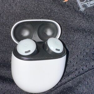 Google Pixel Buds Pro 2